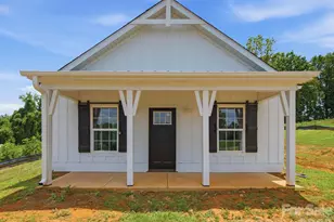 1432 Blackbird Dr, Clover, SC 29710 - Photo 2