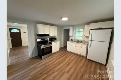 276 Kathy Street, Marion, NC 28752 - Photo 10