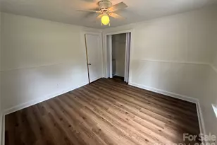 276 Kathy St, Marion, NC 28752 - Photo 8