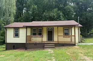 276 Kathy St, Marion, NC 28752 - Photo 2