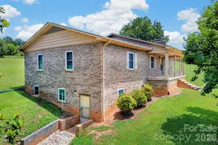 5882 Harmony Grove Rd, Nebo, NC 28761 - Photo 4