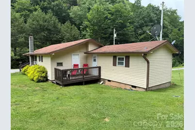 4126 & 4128 Pumpkintown Road, Sylva, NC 28779 - Photo 2