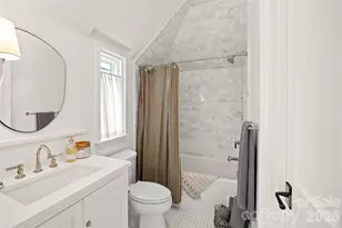 911 Colville Rd, Charlotte, NC 28207 - Photo 32