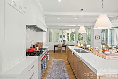 911 Colville Road, Charlotte, NC 28207 - Photo 12