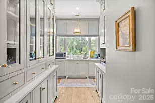 911 Colville Rd, Charlotte, NC 28207 - Photo 20