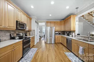 10323 Mina Ct, Charlotte, NC 28277 - Photo 10