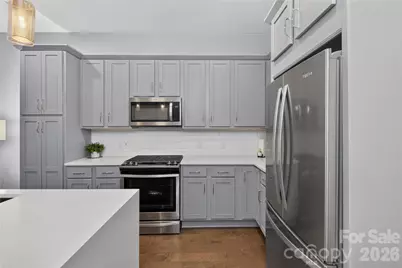 2401 Euclid Avenue #206, Charlotte, NC 28203 - Photo 4