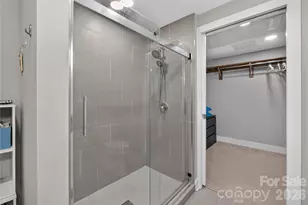2401 Euclid Ave, Charlotte, NC 28203 - Photo 14