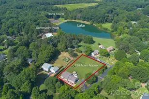 3231 Windrow Ln, Matthews, NC 28105 - Photo 1