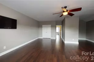 8517 Delamere Ln, Charlotte, NC 28269 - Photo 32