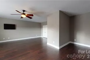 8517 Delamere Ln, Charlotte, NC 28269 - Photo 36