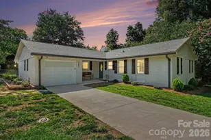 1203 Flintshire Dr, Albemarle, NC 28001 - Photo 1