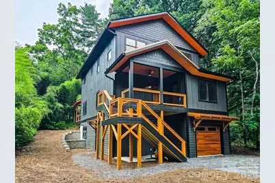 505 S Oconeechee Avenue, Black Mountain, NC 28711 - Photo 2