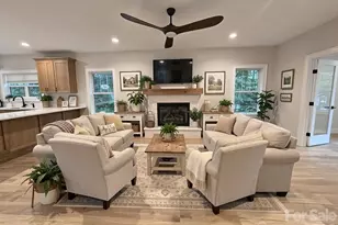 505 S Oconeechee Ave, Black Mountain, NC 28711 - Photo 8