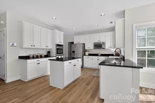 10513 Orchid Hill Ln, Charlotte, NC 28277 - Photo 12