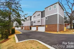 8927 8929 8931 8935 Sharonbrook Dr, Charlotte, NC 28210 - Photo 1
