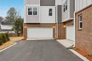 8927 8929 8931 8935 Sharonbrook Dr, Charlotte, NC 28210 - Photo 4