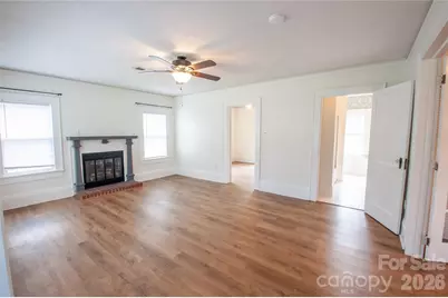 2505 Shelton Avenue, Statesville, NC 28677 - Photo 2