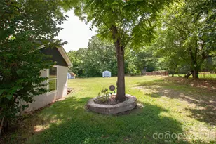 2505 Shelton Ave, Statesville, NC 28677 - Photo 12