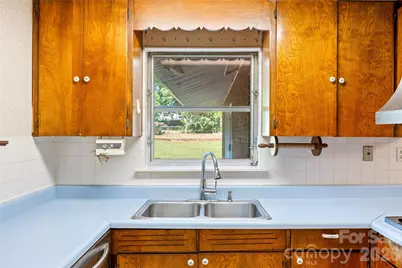 811 Katherine Avenue, Kings Mountain, NC 28086 - Photo 12