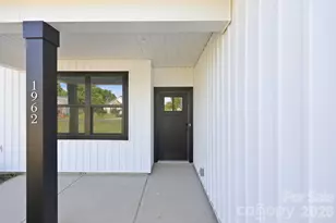1962 Redwood Dr, Oakboro, NC 28129 - Photo 4