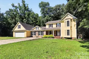 2499 Lazy Oak Dr, Lancaster, SC 29720 - Photo 2