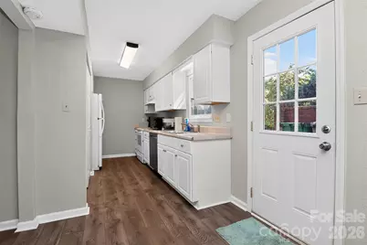 11117 Park Road, Charlotte, NC 28226 - Photo 10
