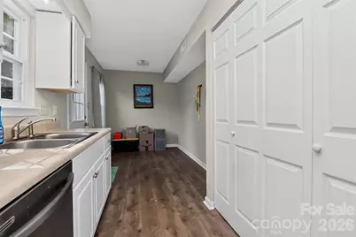 11117 Park Road, Charlotte, NC 28226 - Photo 14
