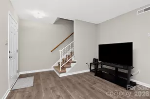 11117 Park Rd, Charlotte, NC 28226 - Photo 2
