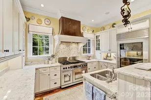 1333 Solomon Cir, Hendersonville, NC 28739 - Photo 6