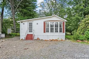 43 Pike Point, Waynesville, NC 28785 - Photo 2