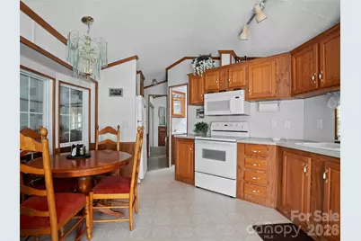 43 Pike Point, Waynesville, NC 28785 - Photo 8