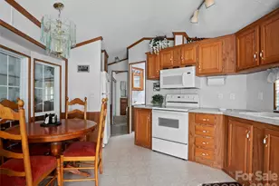 43 Pike Point, Waynesville, NC 28785 - Photo 8