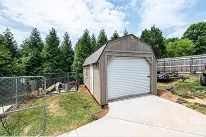5976 Gold Creek Estate Drive, Hickory, NC 28601 - Photo 6