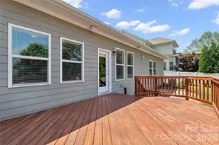 11633 Bradford Park Dr, Davidson, NC 28036 - Photo 34