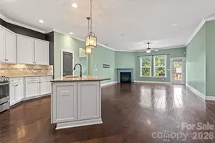 11633 Bradford Park Dr, Davidson, NC 28036 - Photo 10