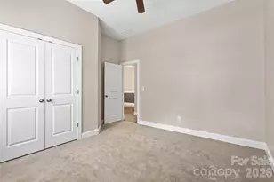 11633 Bradford Park Dr, Davidson, NC 28036 - Photo 20