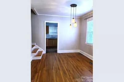 4229 Hiddenbrook Drive, Charlotte, NC 28205 - Photo 8