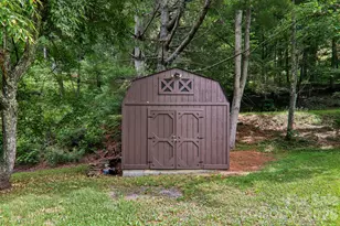 251 Village Ln, Mars Hill, NC 28754 - Photo 8