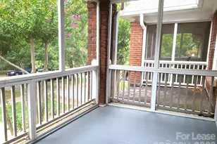 1623 Fountain View St, Charlotte, NC 28208 - Photo 10