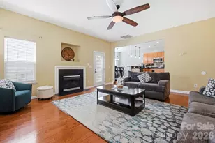 15320 Edgewater Forest Ln, Charlotte, NC 28278 - Photo 6