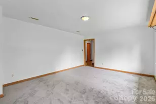 382 Wildwood Cir, Taylorsville, NC 28681 - Photo 4