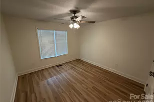 302 E Boyd St, Maiden, NC 28650 - Photo 4