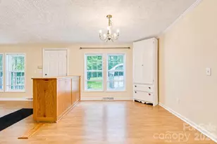 4942 Reid Rd, Edgemoor, SC 29712 - Photo 10