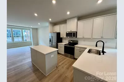 5021 Chinook Lane, Charlotte, NC 28217 - Photo 4