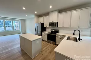 5021 Chinook Ln, Charlotte, NC 28217 - Photo 4