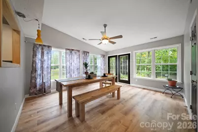 1040 Thorncrest Drive, Fletcher, NC 28732 - Photo 16