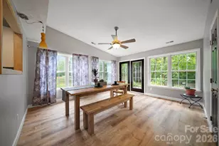 1040 Thorncrest Dr, Fletcher, NC 28732 - Photo 16
