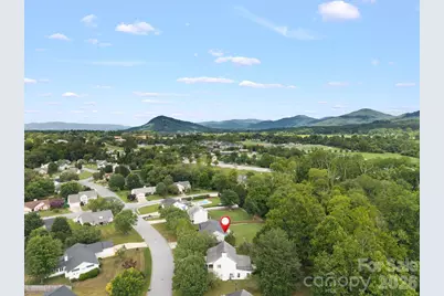 1040 Thorncrest Drive, Fletcher, NC 28732 - Photo 32