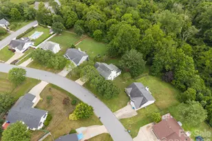 1040 Thorncrest Dr, Fletcher, NC 28732 - Photo 34
